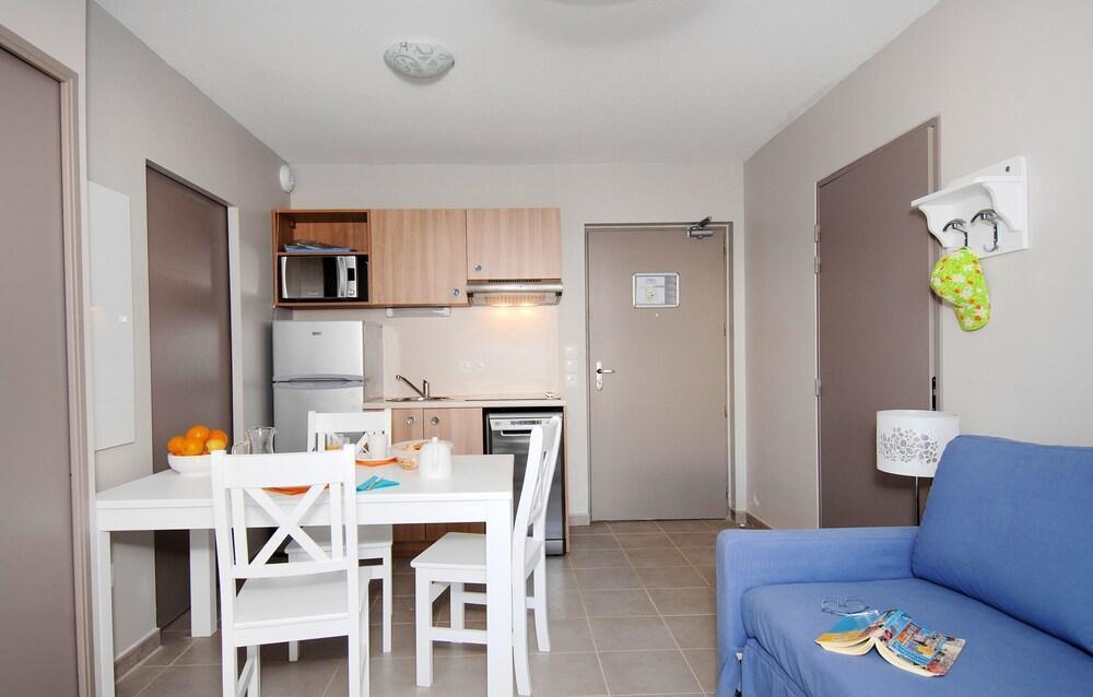 Residence Odalys Les Oceanides Ла-Лонд-ле-Мор Экстерьер фото